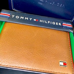 MENS BROWN LEATHER TOMMY HILFIGER WALLET